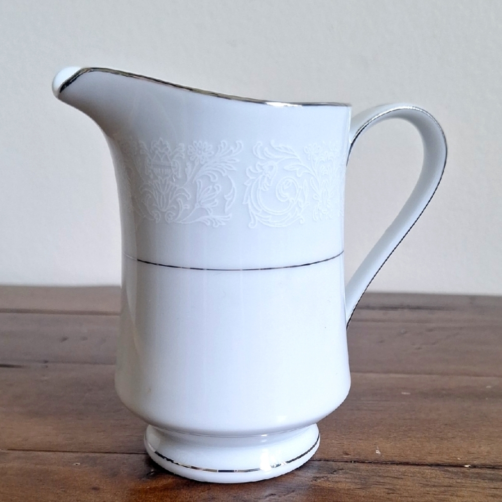 Vintage Fashion Royale Creamer – Fascination Pattern M-6060 – Made in Japan